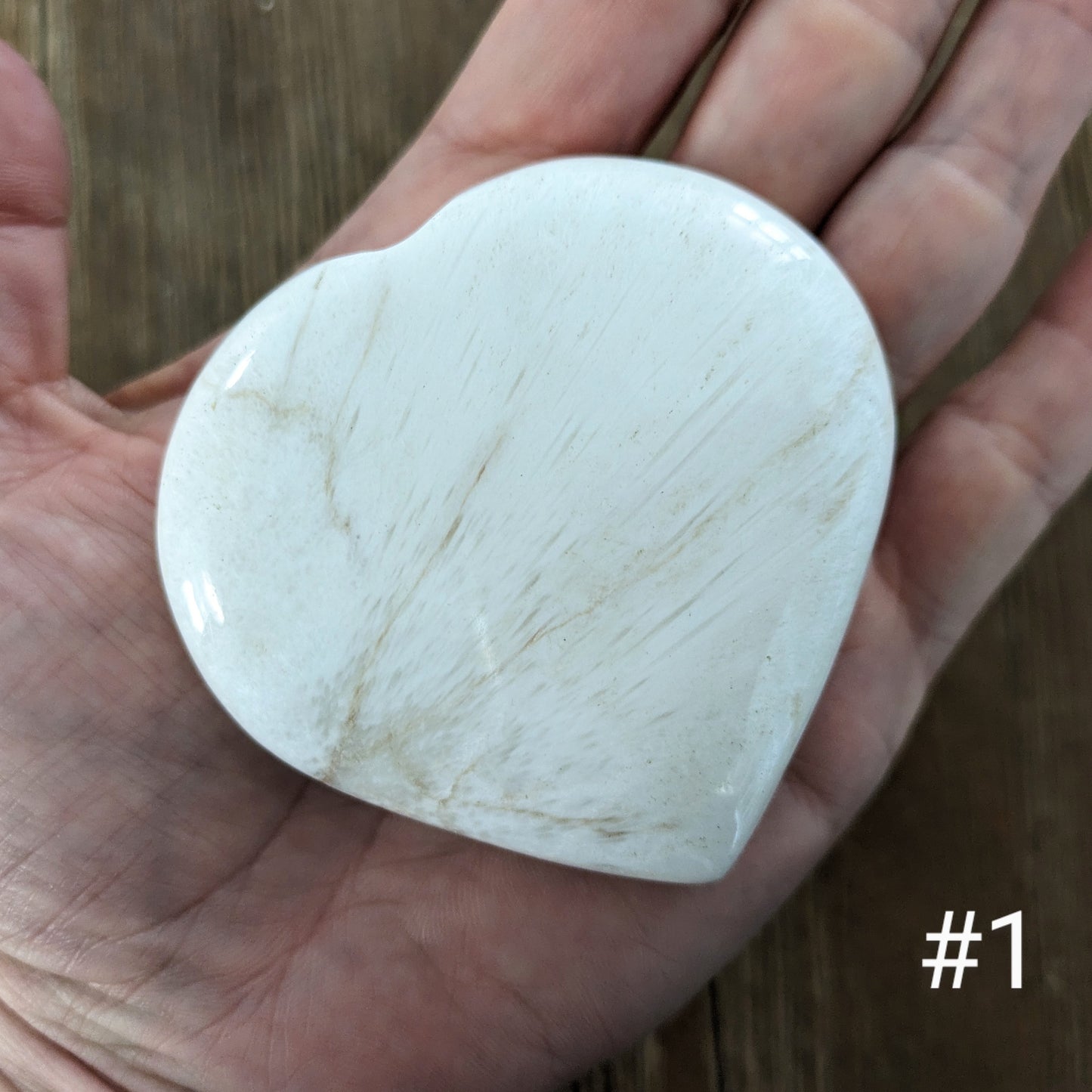Scolecite Heart