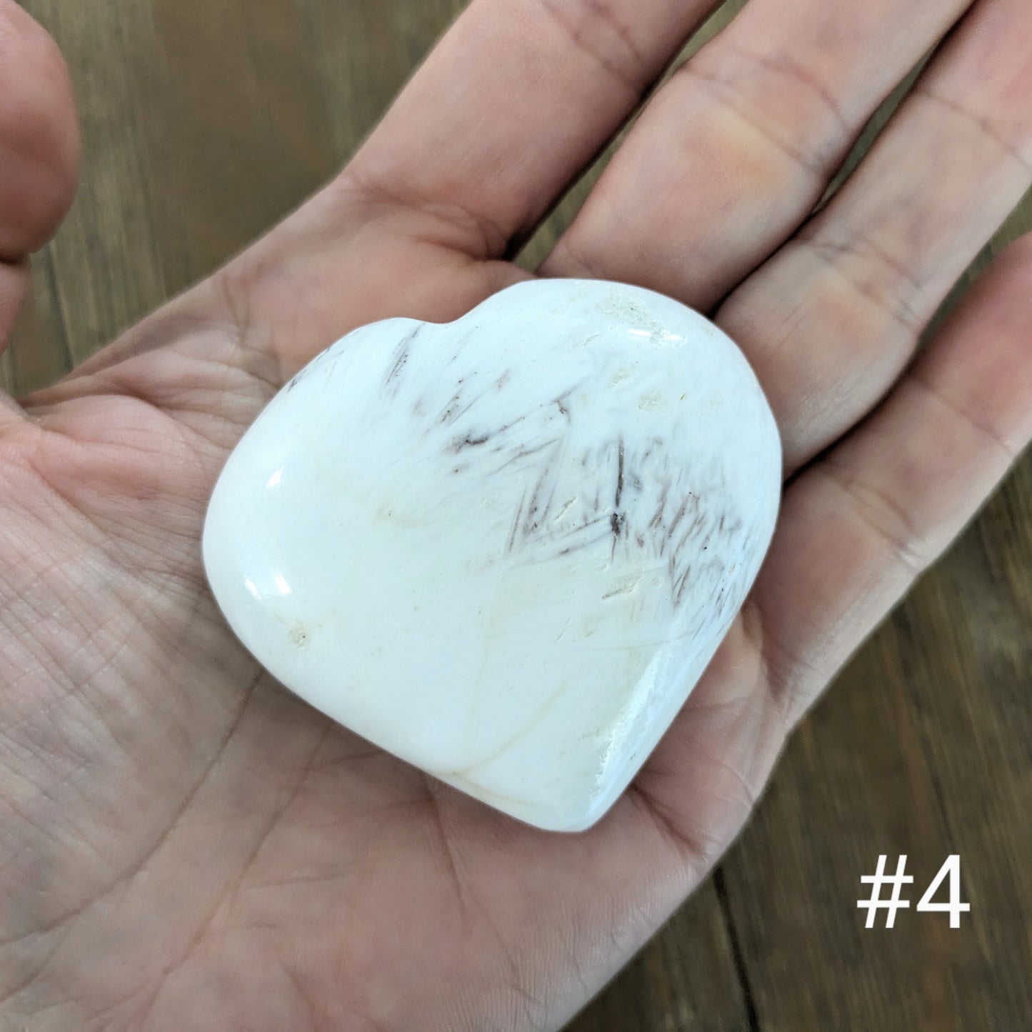 Scolecite Heart