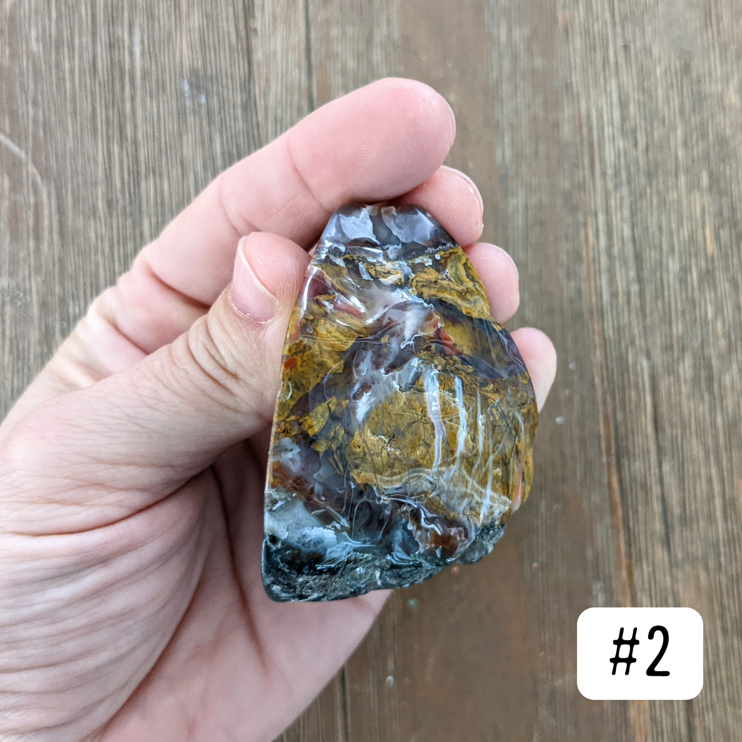 Apple Valley Seam Agate Chunk