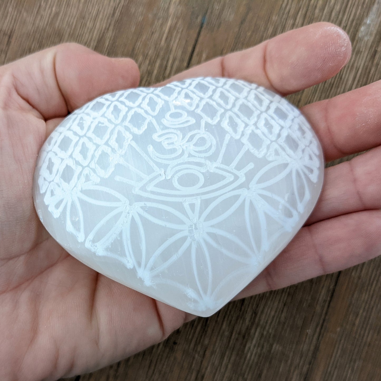 Selenite Heart - Third Eye Om