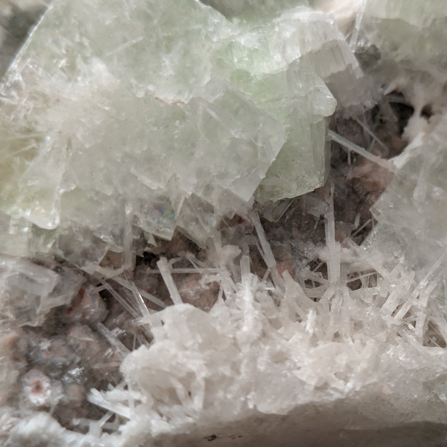 Apophyllite (Green) Zeolite
