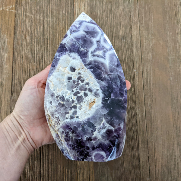 Chevron Amethyst Carved Flame